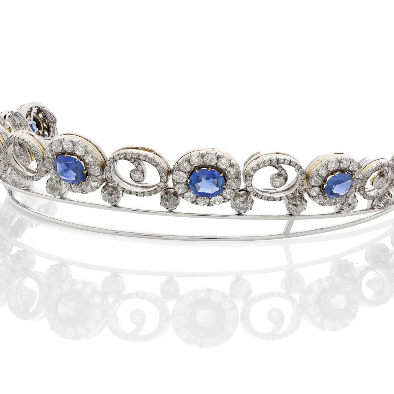 Dronning Alexandrines safirdiadem | Amalienborgmuseet