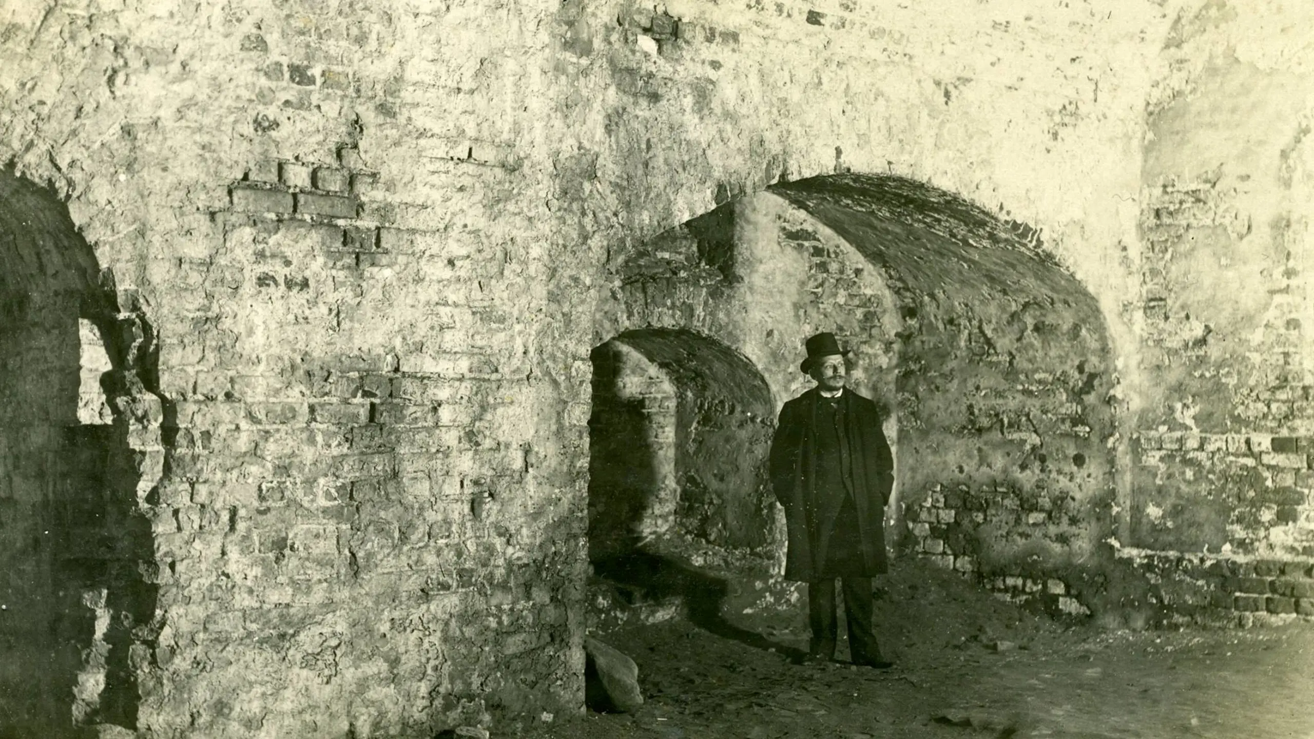 Fangekælderen i 1933