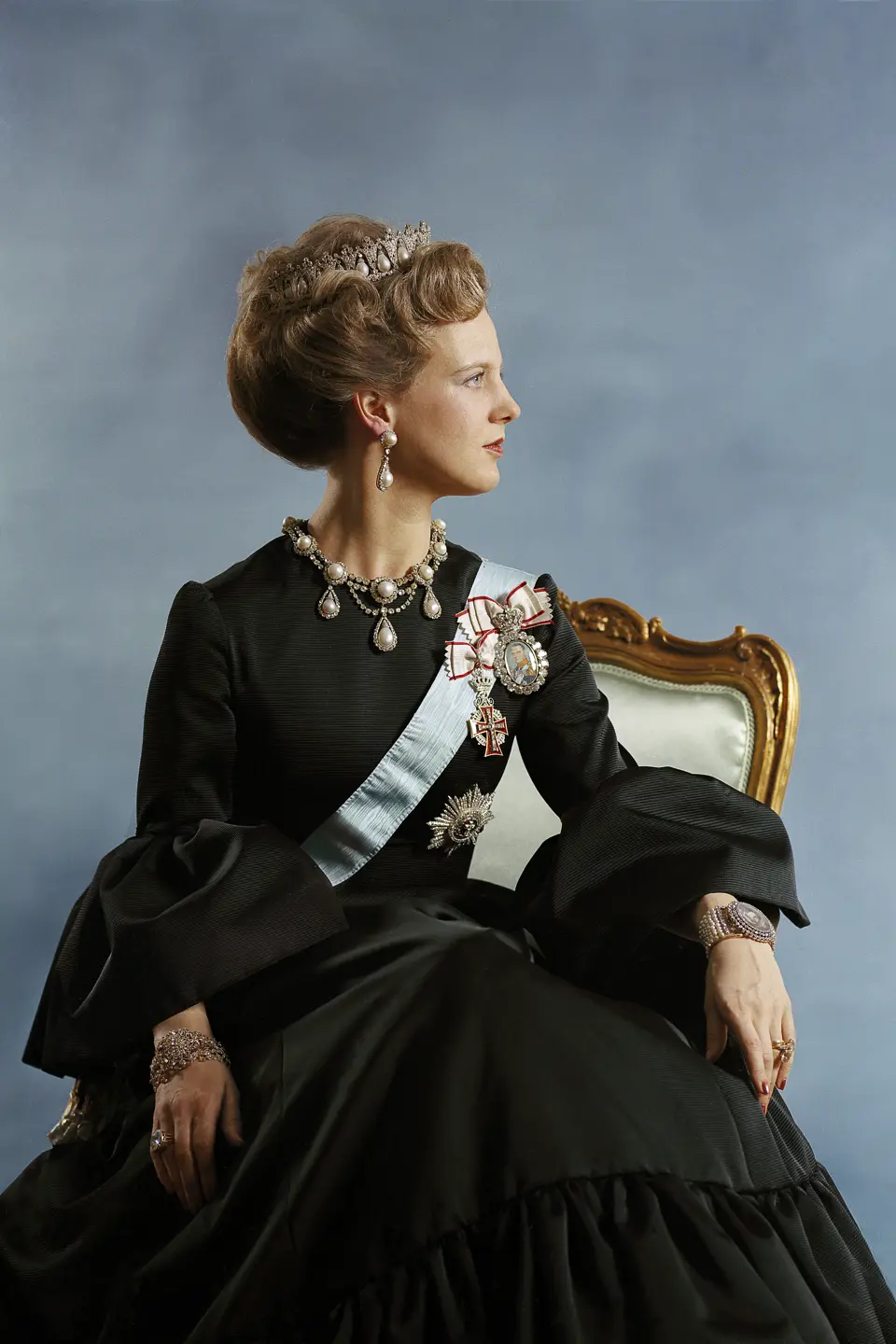 H.M. Dronning Margrethe 2.s sørgedragt