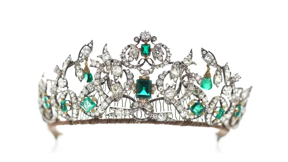 Smaragdsættet – diadem af guld med smaragder og diamanter | Rosenborg Slot