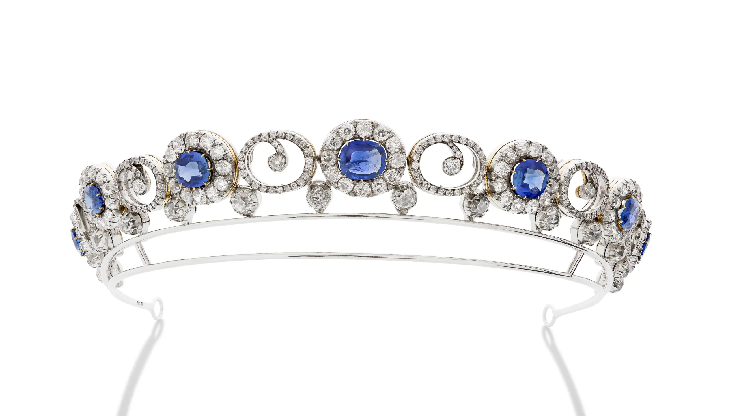 Safirsmykke som diadem | Amalienborgmuseet